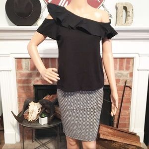 Who What Wear Black Ruffle Cold Shoulder Blouse